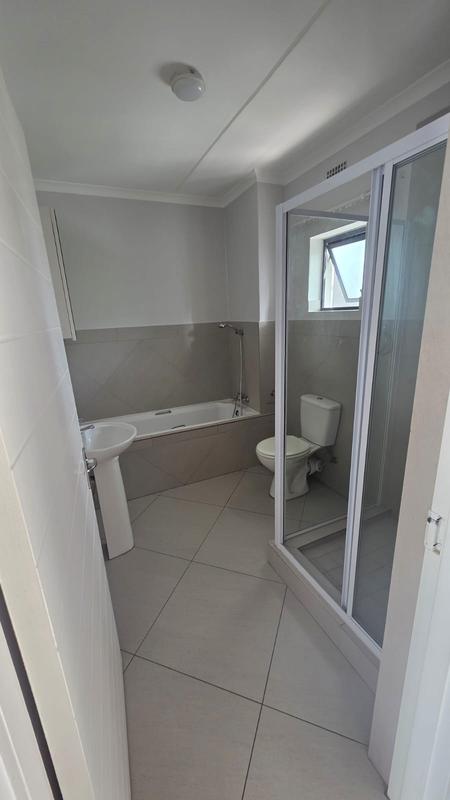 To Let 2 Bedroom Property for Rent in Buh Rein Estate Western Cape